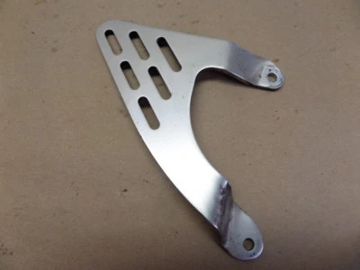2005 YAMAHA YZF R6 R6S FOOT PEG BRACKET MOUNT - Image 1 of 3