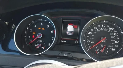 Golf GTI 2018-2019 OE velocímetro calibre clúster 34 k millas Volkswagen Foto 1 de 4