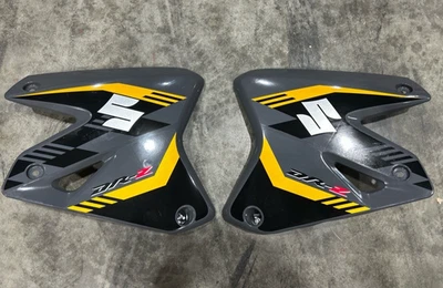 SUZUKI DRZ400S DRZ400SM Supermoto Radiator Shrouds GRAY LOOK ! OEM Shrouds - Image 1 of 4