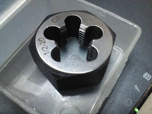 1/2"-20 CARBON STEEL HEXAGONAL RE-THREADING DIE - Picture 1 of 1