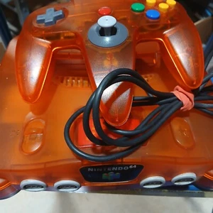 Consola Nintendo N64 Funtastic Fire Orange con mando/ - Imagen 1 de 9