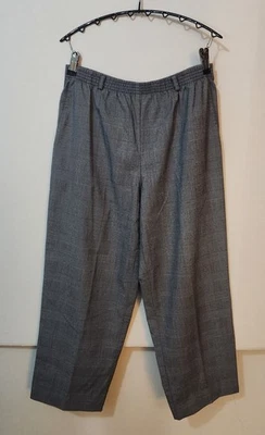 Alfred Dunner Petite 8P Gray Plaid Dress Pants - Image 1 of 2