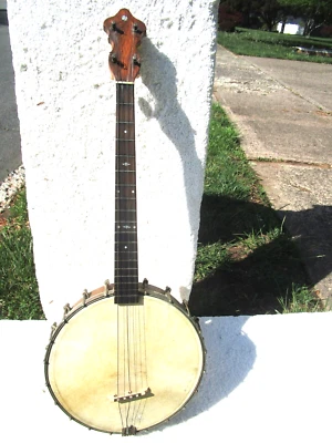 GRETSCH 17 FRET TENOR BANJO, 192O'S,  11" HEAD, TONE RING.  INLAYS - Image 1 of 4