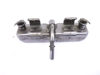 Carcasa de montaje en riel de inyector de combustible Subaru XV Crosstrek 2013-2017 derecha OEM Foto 1 de 4