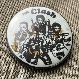 The Clash Rock N Roll Band Playing Instruments Vintage Button Pin Pin-back Rare? - Picture 1 of 3
