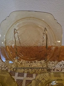 Madrid Federal Glass Yellow Depression 9" Luncheon Plate Vintage Glass Set Of 6 - Picture 1 of 4