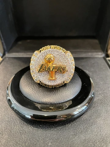 Los Angeles Lakers 2009 Players  Authentic Championship Ring 15K Gold Diamonds Cover