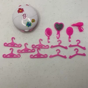 Doll Accessories/ Hangers/Mirrors/Hair Dryer/Barbie Compact Lot Of 14 - Picture 1 of 3