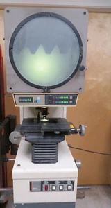 Mitutoyo 302-916-1A PJ-3000 Vertical Profile Projector (Optical Comparator) - Picture 1 of 9