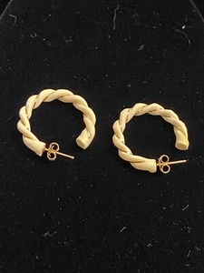 Vintage 14K Yellow Gold Carved Twisted Coral Hoop Earrings - Picture 1 of 12