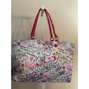 Gorgeous Coach tote bag Gabby Bandana Butterfly Graffiti tote pink handles - Picture 1 of 8