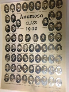Vintage ANAMOSA IOWA CLASS PHOTO 1940 - Picture 1 of 4
