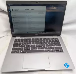 Dell Latitude 5320 Core i5-1145G7 8GB RAM 256GB SSD Win11Pro Cracked Case(L623) - Picture 1 of 6