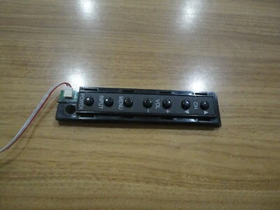 HITACHI FUNCTION CONTROL BOARD JUC7.820.00124429 PULLED FROM MODEL LE49A6R9 - Image 1 of 2