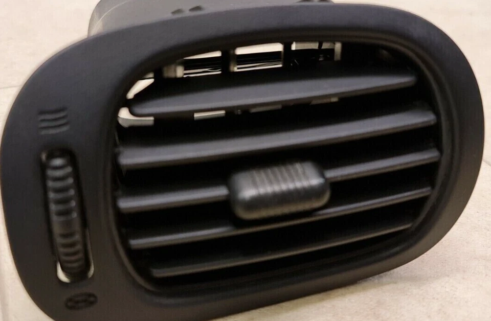 CHRYSLER VOYAGER MK4 2001-2007 PAINEL VENTILAÇÃO DE AR driver LADO - Imagem 1 de 1
