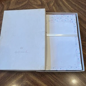 Vintage HALLMARK Boxed Stationary Set Crown Collection Floral - Picture 1 of 5