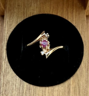 10K Gold Ladies Ruby & Diamond Accent Bypass Ring Size - Elegant Design - Image 1 of 4