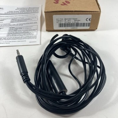 Motorola BDN6732A  Surveillance Extra Loud Earphone PTT Microphone Kit 3 Wire - Image 1 of 4
