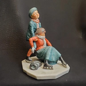 NORMAN ROCKWELL GORHAM STATUINA PATTINAGGIO sabato sera post copertina dipinto - Foto 1 di 14