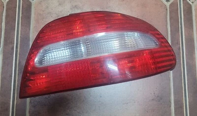 03-04 Conjunto de luz trasera derecha pasajero convertible VOLVO C70 769836 Foto 1 de 4