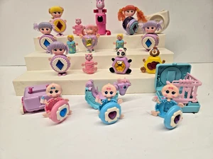 Vintage Galoob Sweet Secrets Serie 1 Medaillon Tschüss Babys Tiere & Lippenstift, Stift - Bild 1 von 16