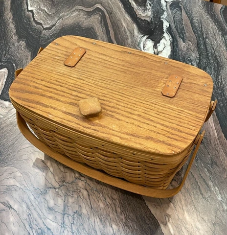 1991 Signed Longaberger Gourmet Picnic Basket With Lid & 2 Swivel Handles Cover