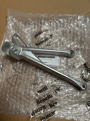 Genuine Benelli TNT1130 2004-2007 Right Hand Rear Footrest Hanger R810258006000 - Image 1 of 4