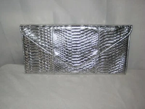 Urban Expressions Bailey NWT Metallic Silver Clutch with Snap Closure 14 x 7" - Picture 1 of 9