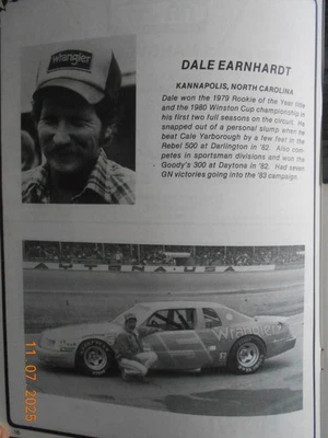 Programa Dale Earnhardt 1983 gana en Canadá Cayuga International Speedway alineación Foto 1 de 4