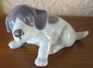 ROYAL COPENHAGEN PUPPIES SITTING 096 UNBOXED - Picture 1 of 2