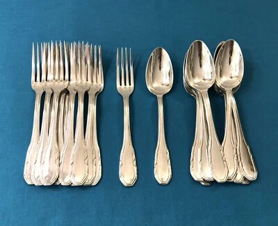 couverts à entremet SFAM modèle RUBANS ART DECO métal argenté Couvert 18,5 cm - Photo 1/4