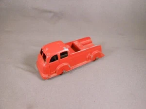 Vtg Tootsietoy Toy Cast Metal 3" Red Fire Truck Rubber Tires USA - Picture 1 of 9