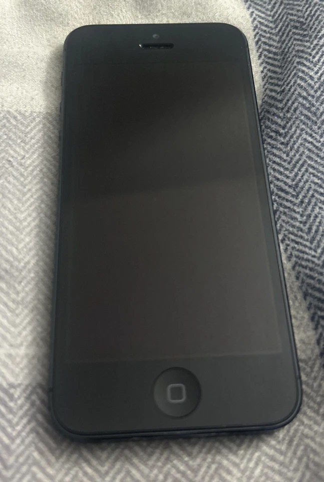 Apple iPhone 5-16 GB - черный и сланец (сеть заблокирована) * читать описание * - Изображение 1 из 3