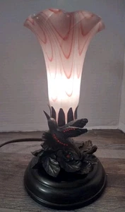 Dale Tiffany Style Hummingbird Lily Tulip Lamp Pink Glass Shade & Brass Base - Picture 1 of 9