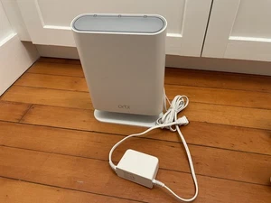 NETGEAR Orbi Outdoor Satellite RBS50Y WiFi Extender - Afbeelding 1 van 4