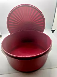2 VTG Tupperware Servalier Stacking Cookie Canister 7.5 Cup cranberry/dark pink - Picture 1 of 13