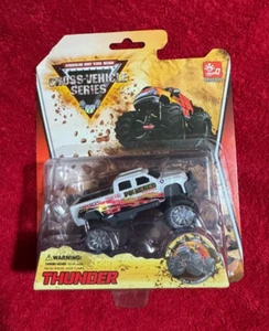 Juguetes Sun Q ~ Cross Vehicle Series ~ Thunder Truck ~ Powered ~ Nuevo en tarjeta - Imagen 1 de 2
