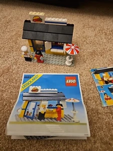 Legoland Vintage Lego Town Set 6683 Burger Stand Restaurant with Instructions - Picture 1 of 8