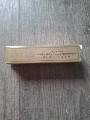 Luxurious Perlina Glitter & Glow Liquid Eye Shadow - Perfect for Day & Night - Image 1 of 4