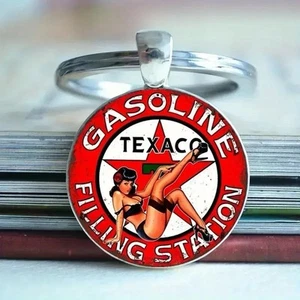 Llavero Colgante Retro Pin Up Niña Texaco Gasolinera - Imagen 1 de 3