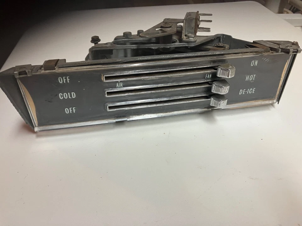 Chevrolet Impala Belair 1965 1966 unidad de palanca sin aire acondicionado panel de control de calefacción Foto 1 de 4