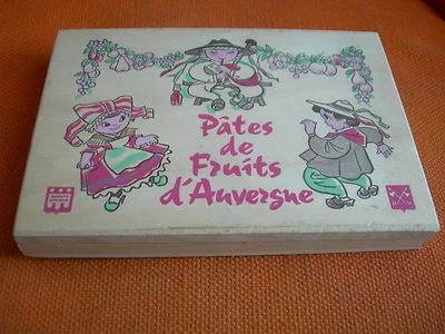 BOITE ANCIENNE EN BOIS : PATES DE FRUITS D'AUVERGNE MARQUE HH – VINTAGE - Photo 1/2