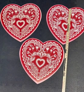 Vtg Valentines Day Die Cut Classroom Decor Laced Hearts 2 Sided Lot 3 - Picture 1 of 4