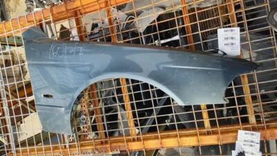 97 98 99 00 01 02 03 BMW 540I E39 GUARDABARROS DERECHO GRIS Foto 1 de 4