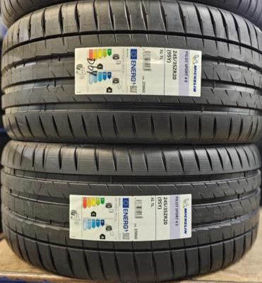 2X NEW MICHELIN PILOT SPORT 4S 245 35 ZR20 XL 95Y 245 35 20 TYRES 2453520 C+A - Image 1 of 4