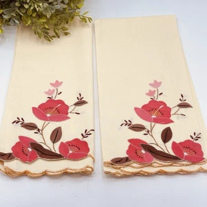 VTG Embroidered Tea Towels Set of 2 Floral Applique Soft Yellow 14x22" Cottage - Picture 1 of 16