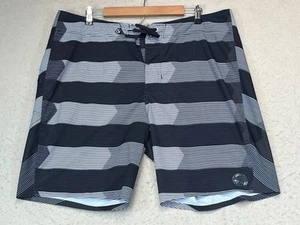 Volcom Men’s Swimming Board Shorts Swimsuit Black White Size 38 - Picture 1 of 13