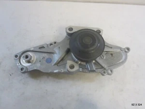 HONDA OE 19200-RDV-J01 Pump For 05-17 Honda Accord Pilot Odyssey Acura CL TL MDX - Picture 1 of 3