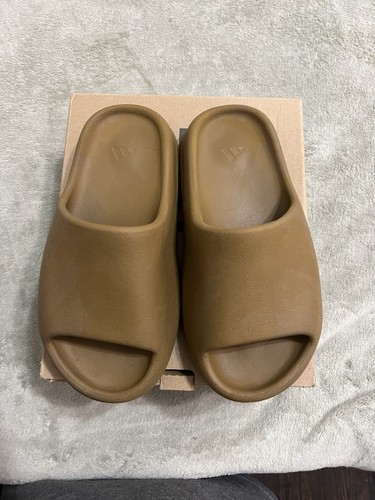 ADIDAS Yeezy Slides
