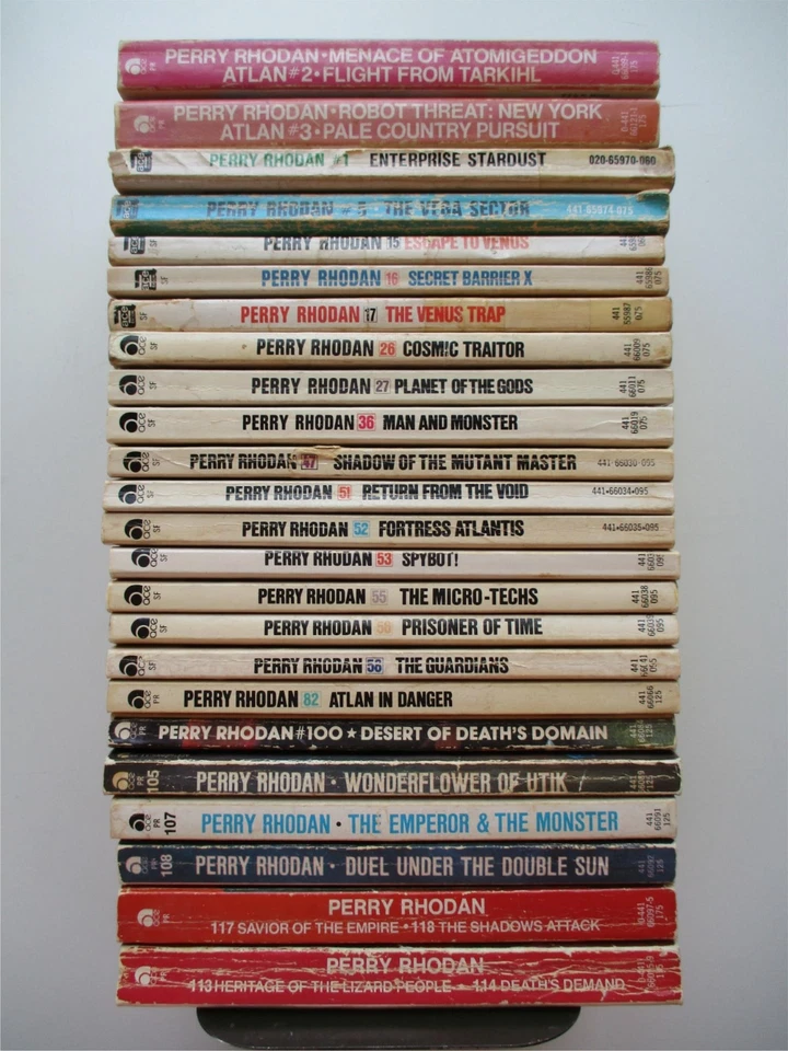 PERRY RHODAN Big 24 Vintage ACE Science Fiction Book Lot 26 Stories #1 STARDUST Foto 1 de 4